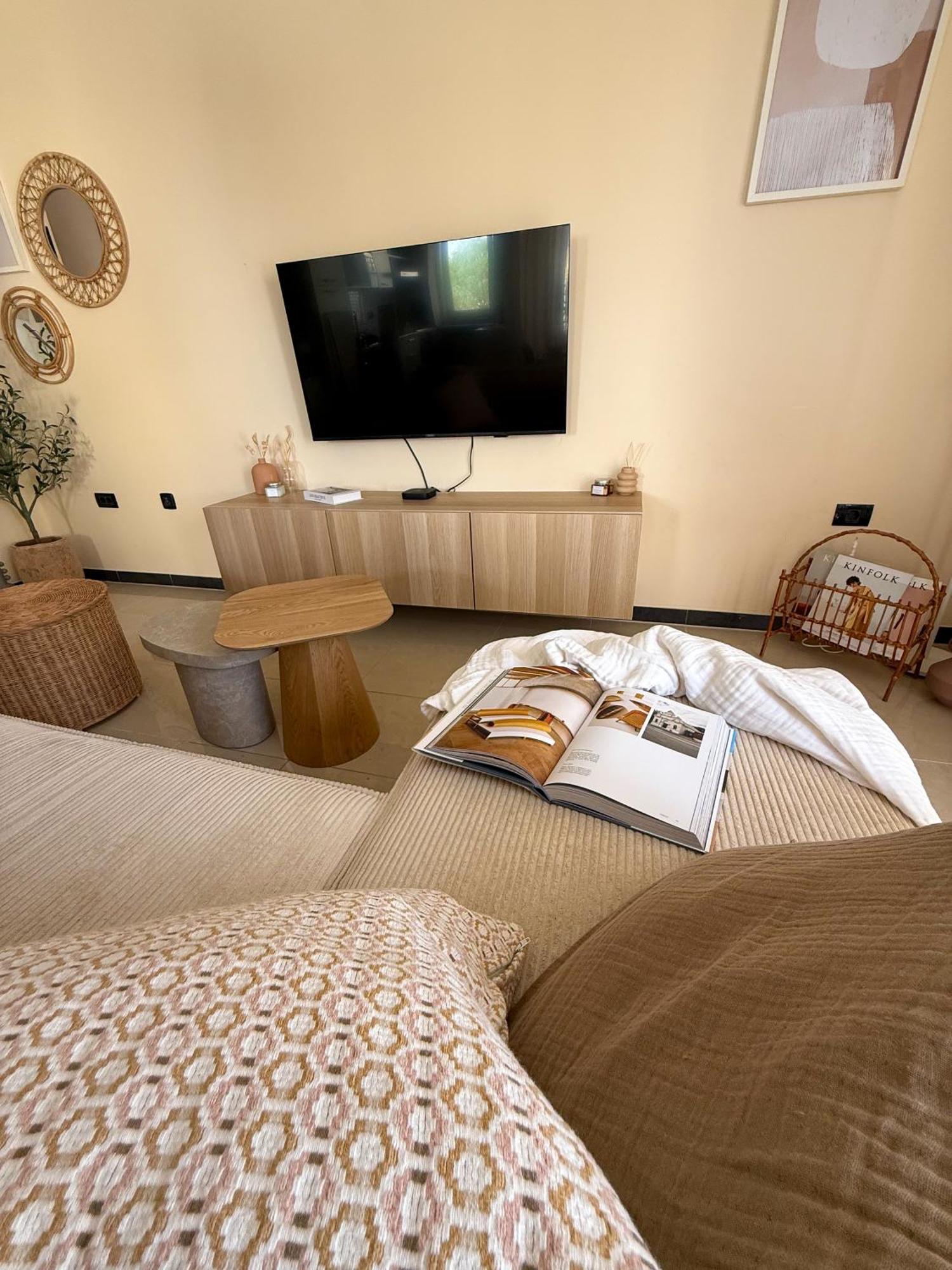 Lumos - Light Filled Retreat With Garage Parking In * Pula